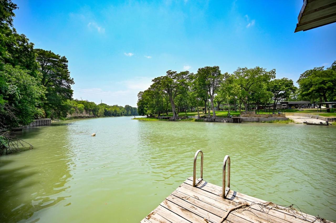 Luxury Lakefront Oasis With Boat Dock-Firepit McQueeney Екстер'єр фото